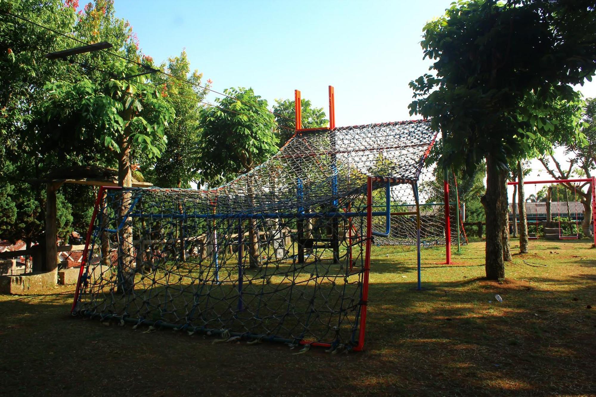 Grand Nirwana Resort Lembang Zewnętrze zdjęcie